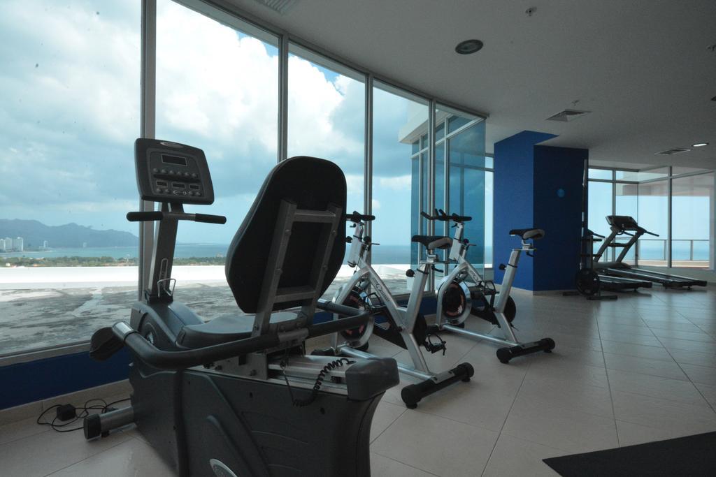 Solarium At Coronado Bay Oceanfront Apartments Playa Coronado Luaran gambar